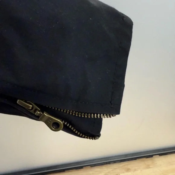 Levi's Women's Black Waxed Cloth Utility Jacket - Picture 9 of 11